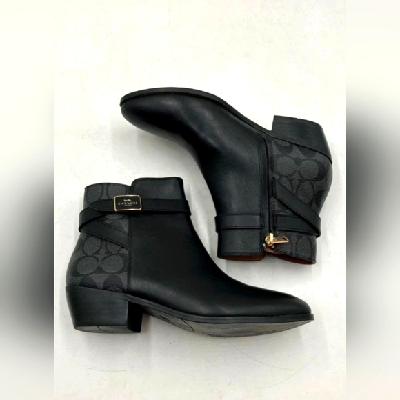Coach Designer Dena Signature Women's Black Ankle Boots 7B - Picture 1 of 10